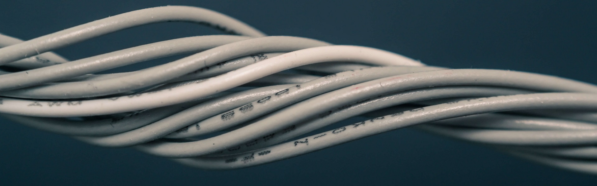 Monthly car rental Dubai | Električar Beograd